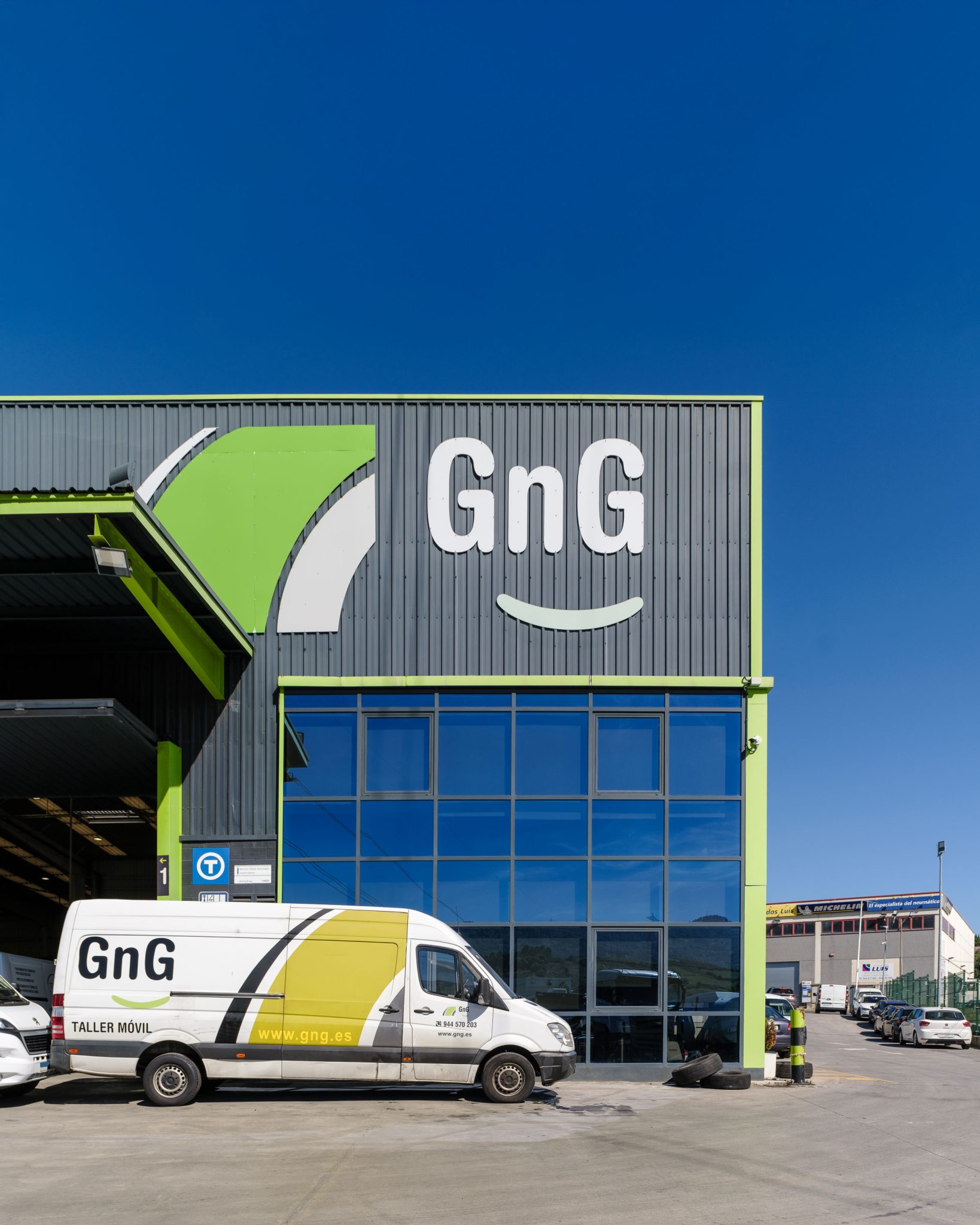 GNG Santurtzi: transformación de una nave industrial en Santurtzi