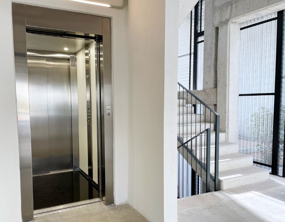 Imagen del artículo «¿Qué debemos tener en cuenta a la hora de solicitar la instalación de ascensor en la comunidad?»