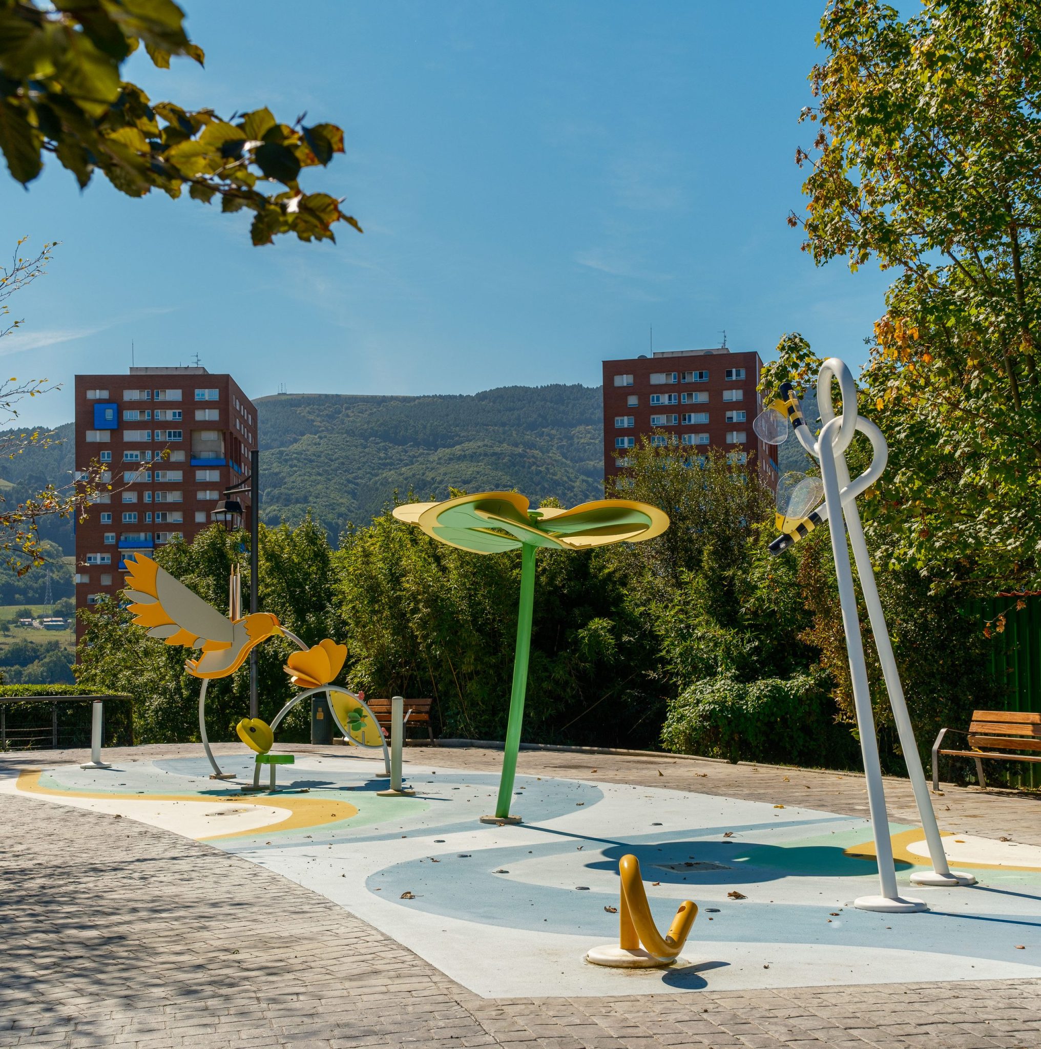 Parque infantil y Splash Park: parque infantil y splash park del Jardín Botánico de Barakaldo