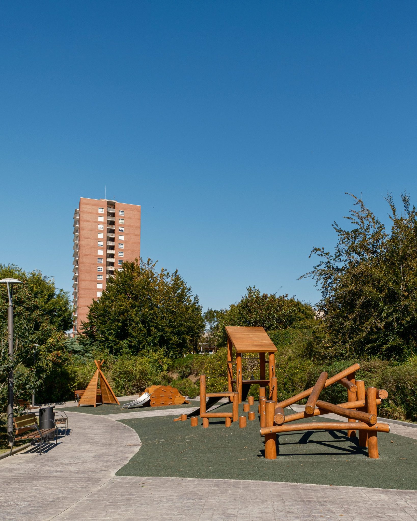 Parque infantil y Splash Park: parque infantil y splash park del Jardín Botánico de Barakaldo