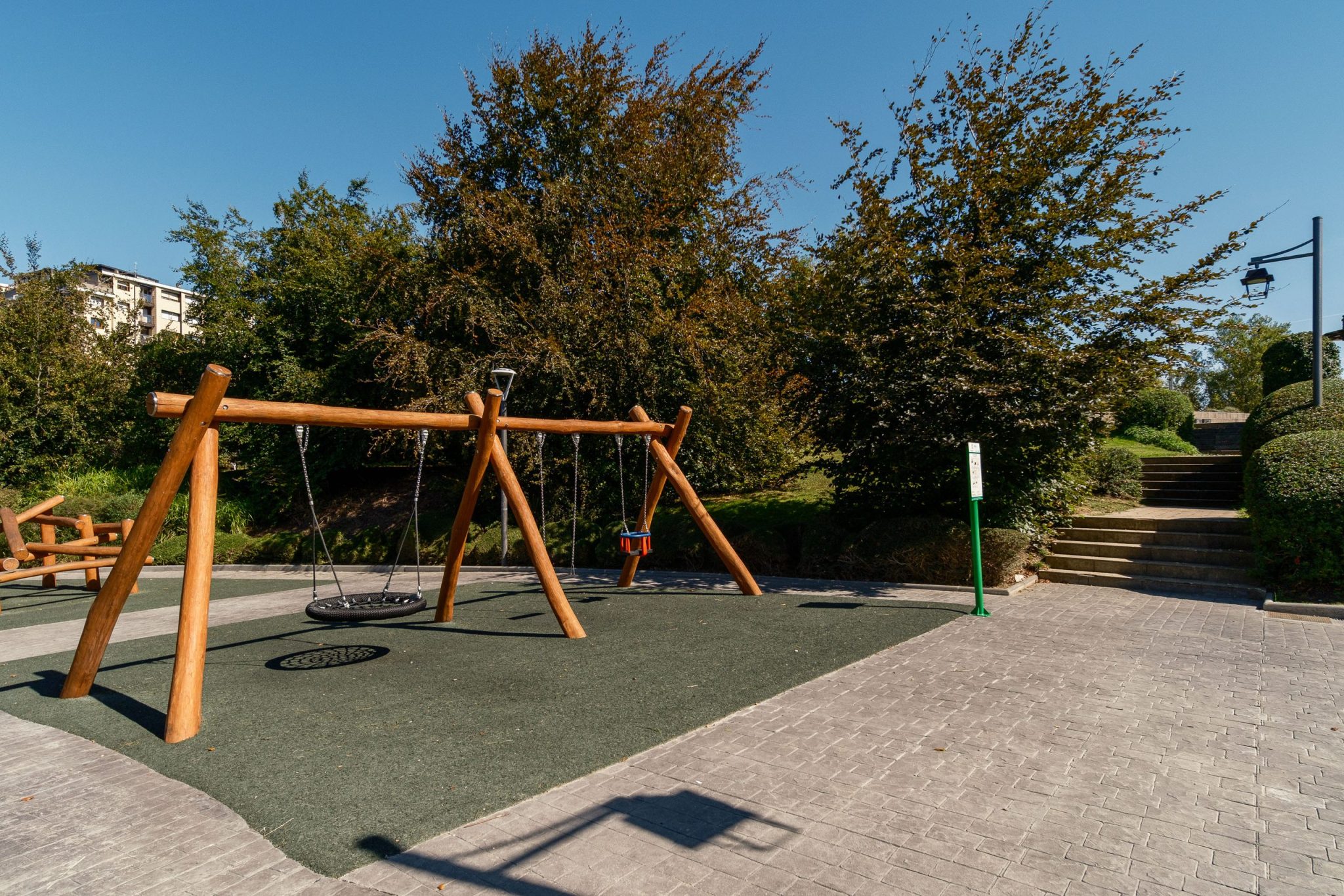 Parque infantil y Splash Park: parque infantil y splash park del Jardín Botánico de Barakaldo