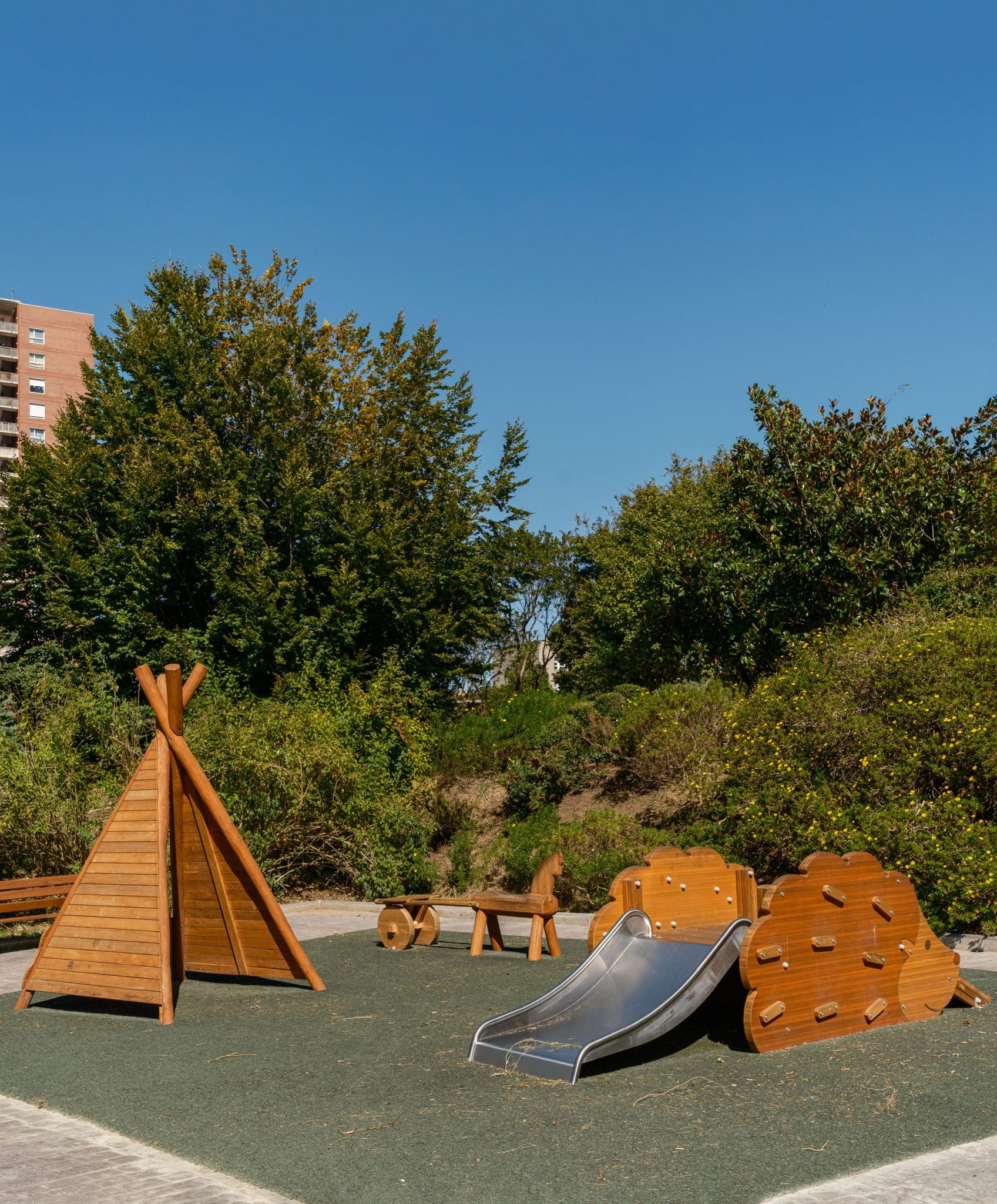 Parque infantil y Splash Park: parque infantil y splash park del Jardín Botánico de Barakaldo