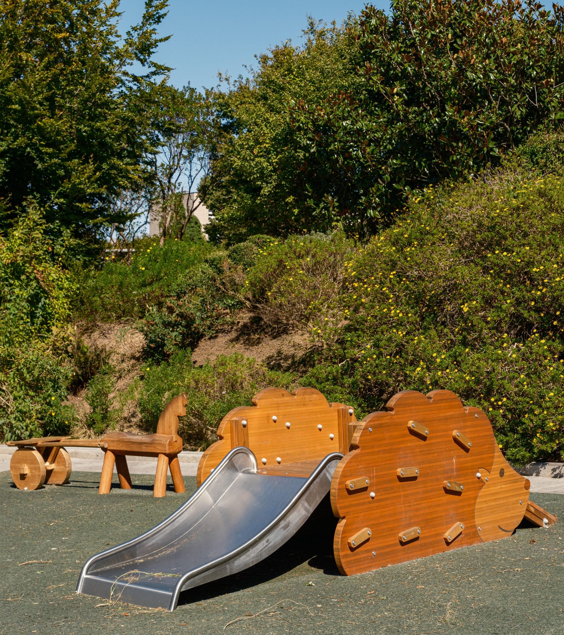 Parque infantil y Splash Park: parque infantil y splash park del Jardín Botánico de Barakaldo
